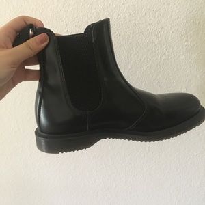dr. Martens flora Chelsea boots